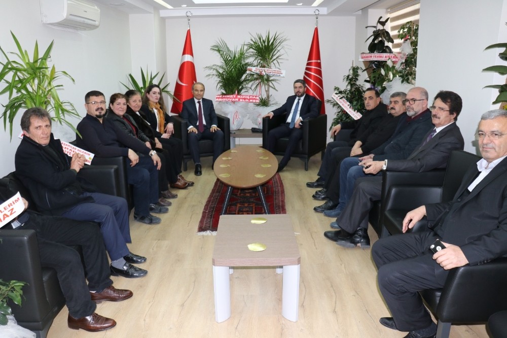 Arguvan Belediyesi’nden CHP’ye ziyaret 