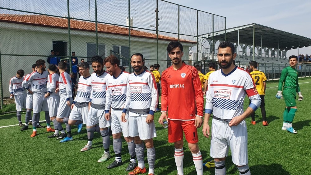 Arguvan Belediyespor Orduzuspor’u 2-0 mağlup etti 