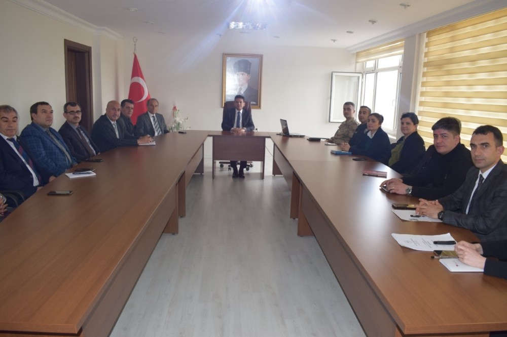 Arguvan’da korona virüs toplantısı yapıldı 