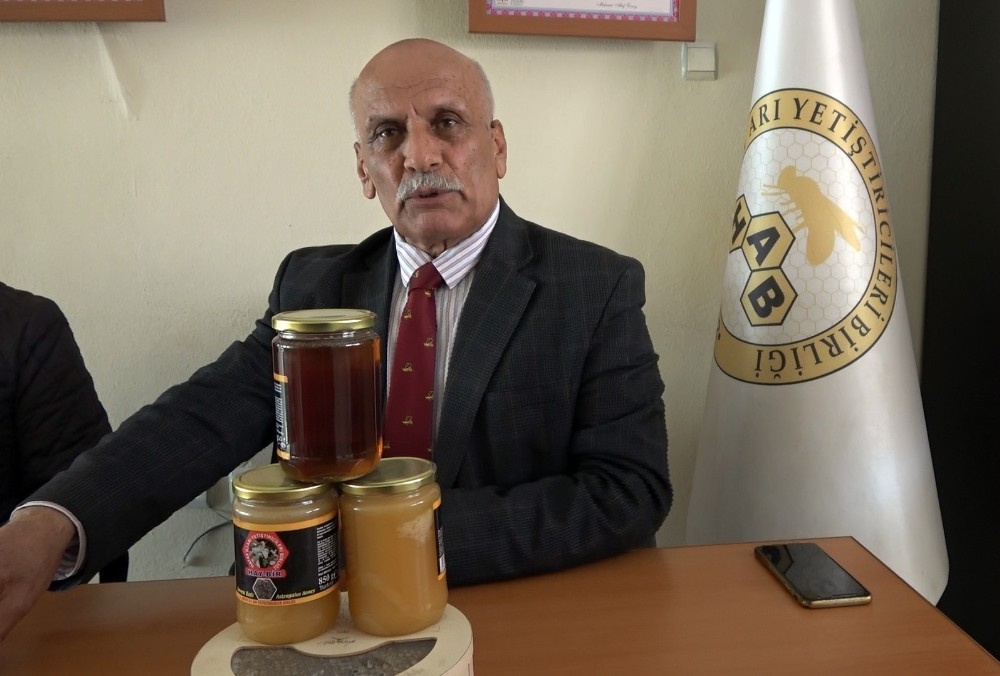 Arıcılar, ham balın kodekse girmesini istiyor 