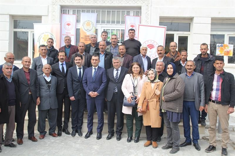 Arıcılara güneş panelleri dağıtıldı 