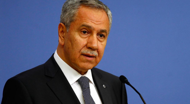 Arınç attığı gülücüklü Tweet'i sildi