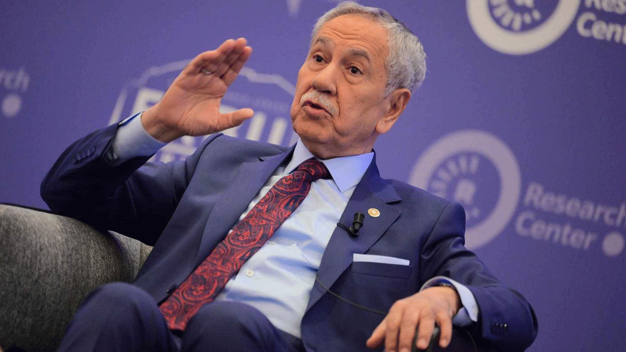 Arınç bir öyle bir böyle! Cumhurbaşkanı Erdoğan ve Bahçeli'yi, Hz. Ömer ile Nurşirevan’a benzetti