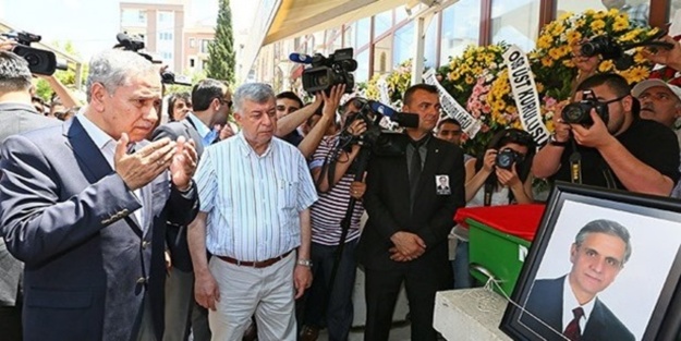 Arınç, Bülent Koşmaz'ın cenaze törenine katıldı