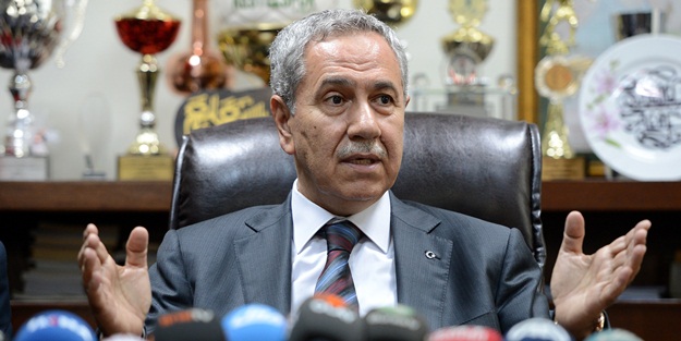 Arınç: Dünyayı başlarına yıkarız