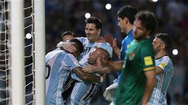 Arjantin, sahasında Bolivya'yı 2-0 mağlup etti