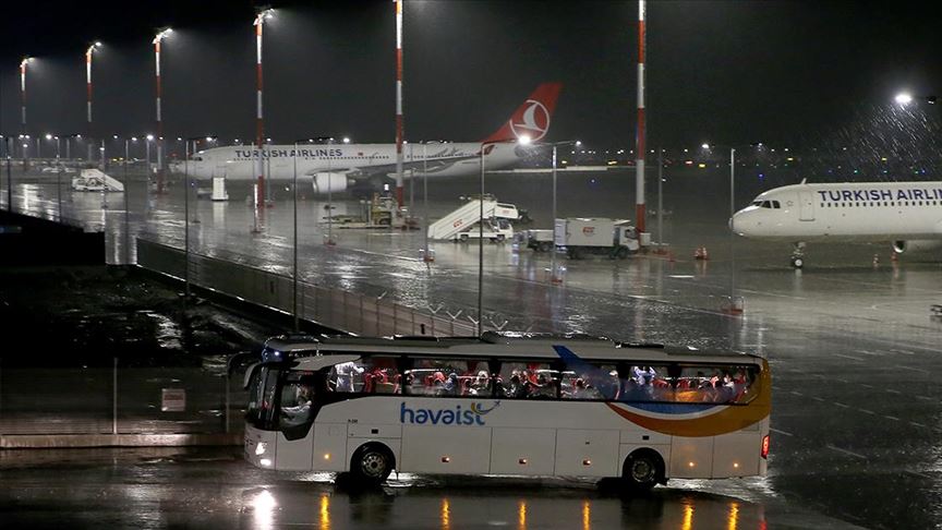 Arjantin ve Brezilya'daki Türk vatandaşları İstanbul'a getirildi