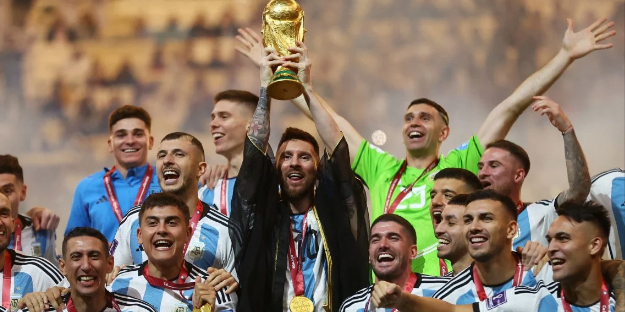 Arjantin'de sürpriz Messi kararı! Yer yerinden oynayacak...