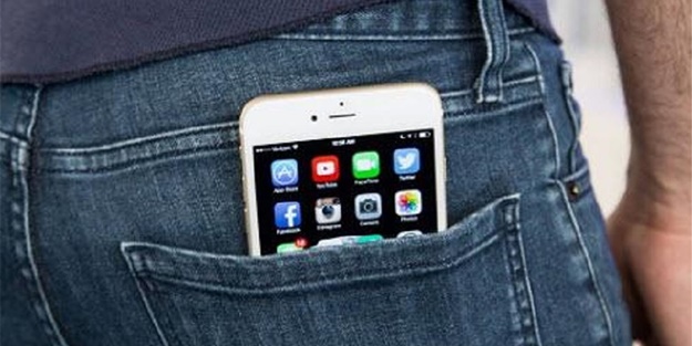 Arka cebinizde telefon taşımayın!
