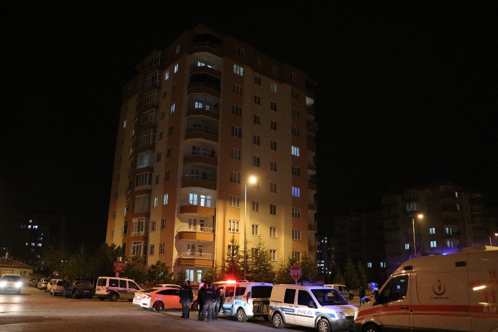 Arkadaşı ile tartıştı, intihara kalkıştı 