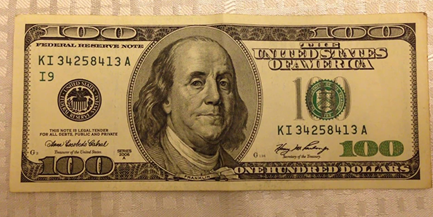 Arkadaşından 100 dolar borç alarak şirket kurup milyarder oldu!