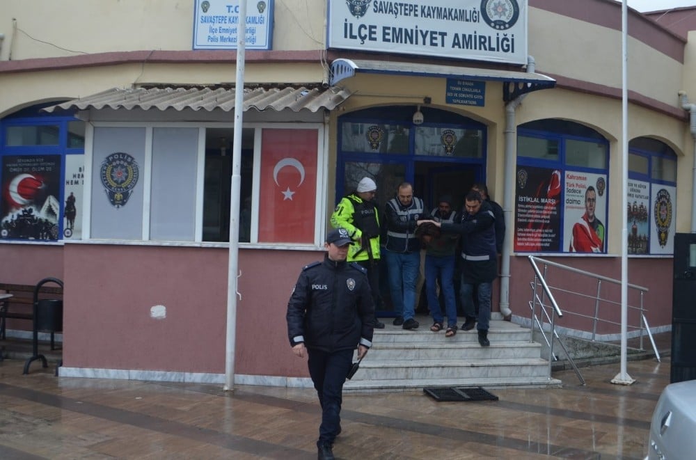 Arkadaşlarını öldüren iki zanlı tutuklandı 