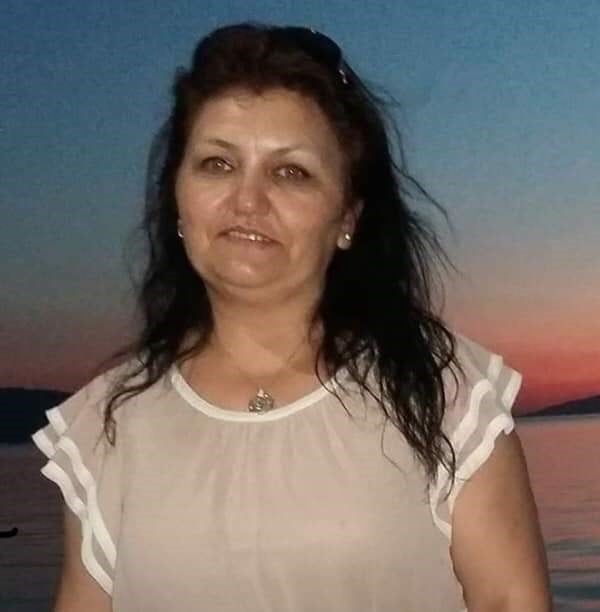 Arkadaşlarıyla şakalaşırken kalp krizi geçiren kadın hayatını kaybetti 
