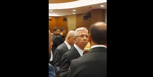 Arkasına bile bakmadan…Mansur Yavaş hızlı topukladı