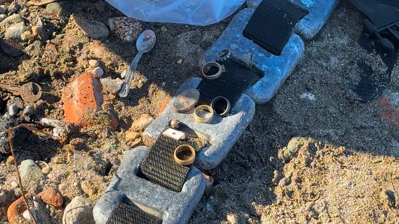 Arkeolojik sit alanında altın ararken yakalandı