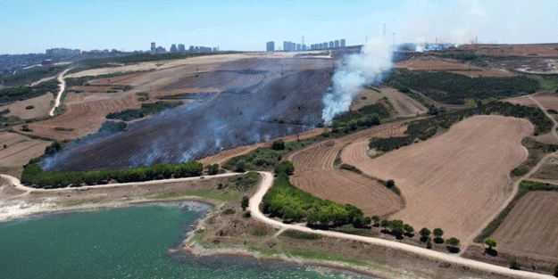 Arnavutköy'de korkutan yangın