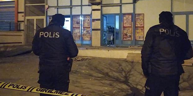 Arnavutköy'de markete EYP'li saldırı!