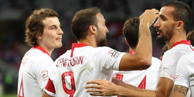 Arnavutluk-Türkiye: 0-1 (İlk yarı)