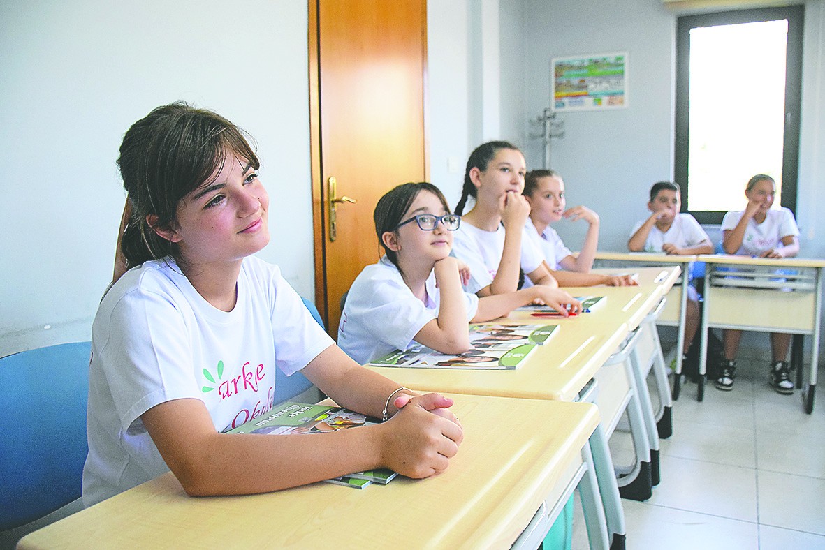 Arnavutluk’ta Türkçe Yaz Okuluna büyük ilgi