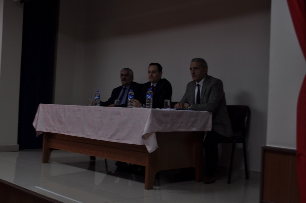 Arpaçay’da ‘Muhtarlara Hizmet içi’ eğitim verildi 