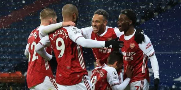 Arsenal deplasmanda gol oldu yağdı