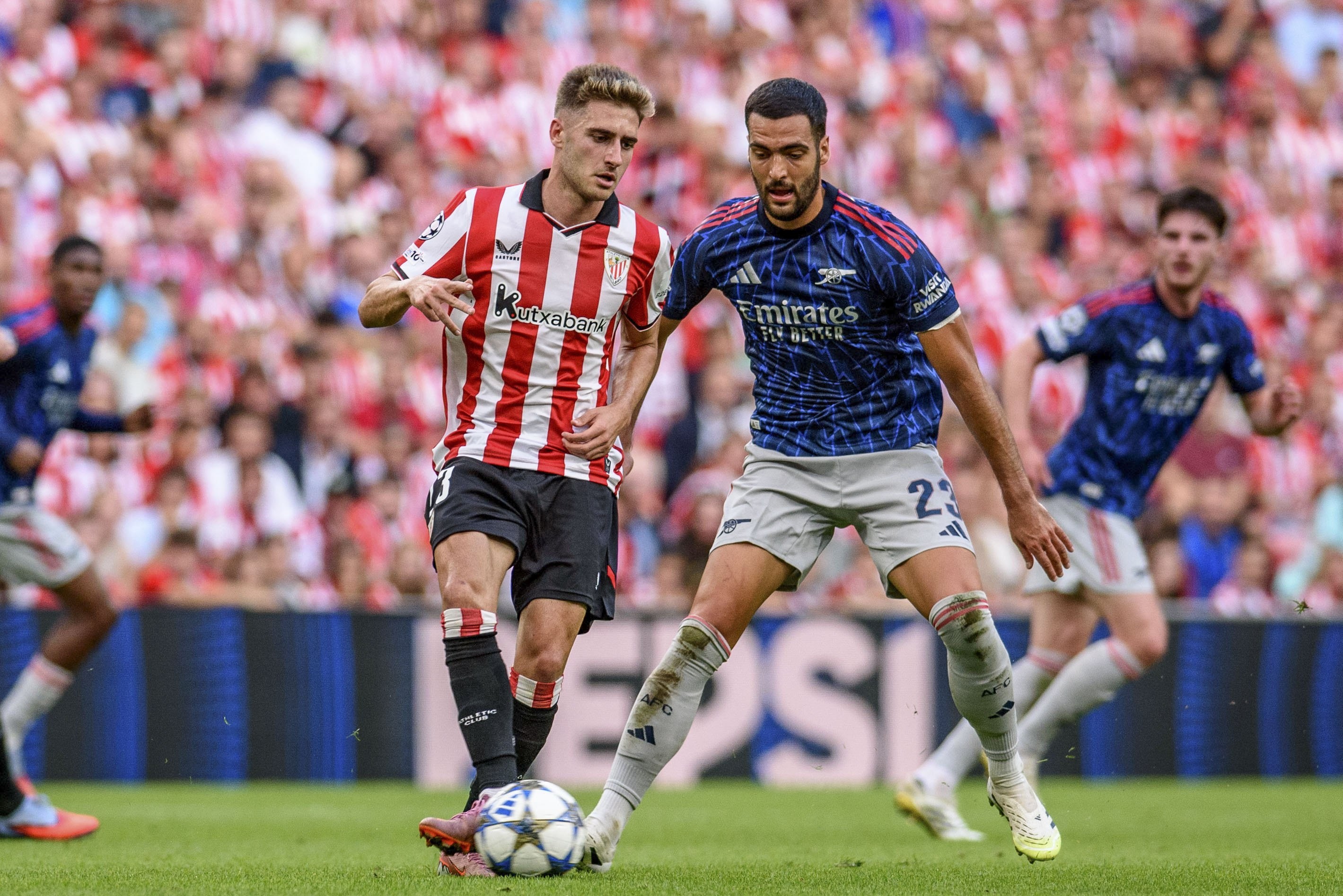 Arsenal deplasmanda kazandı, Union SG PSV’yi farklı geçti