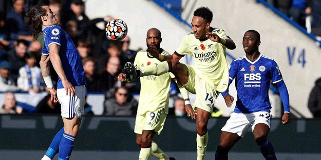Arsenal, Leicester City'yi deplasmanda devirdi