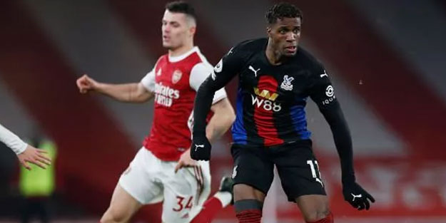 Arsenal ve C.Palace berabere kaldı