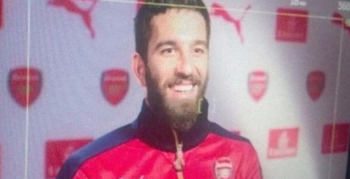 Arsenal'e Turan'ı transfer ettiler