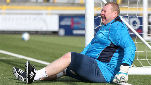 Arsenal'in 115 kiloluk rakibi: Wayne Shaw