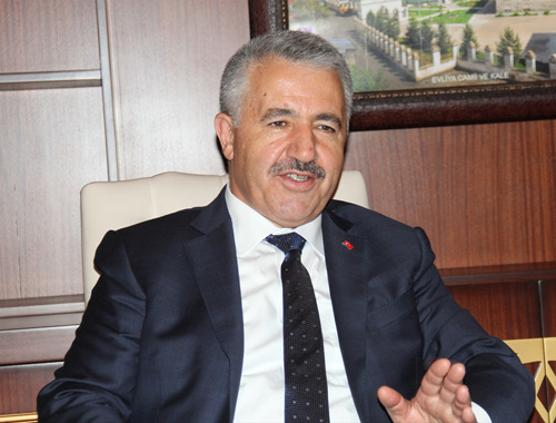 Arslan: Yavuz Selim Köprüsü'nün etrafında manzaralı villa olmayacak
