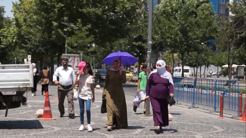 Artan sıcaklar kalp krizine neden oluyor 