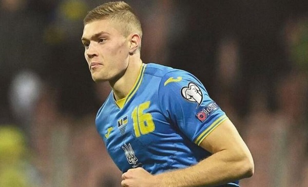 Artem Dovbyk kim kaç yaşında? Artem Dovbyk hangi takımlarda oynadı?