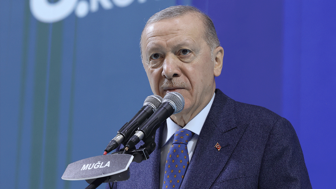 "Artık komik değil" diyen Erdoğan'dan Özgür Özel'e tokat gibi sözler