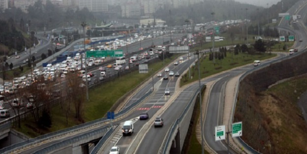 Artırılan cezaya rağmen FSM’den kaçak geçişler devam ediyor