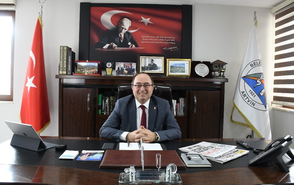 Artvin Belediye Başkanı Elçin’den rehavet uyarısı 