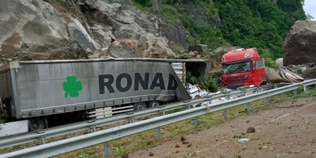 Artvin son dakika haberleri: Artvin Kemalpaşa’da heyelan mı oldu? Heyelanda ölen ya da yaralan var mı?