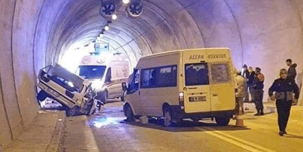 Artvin'de feci kaza! Ölü ve yaralılar var