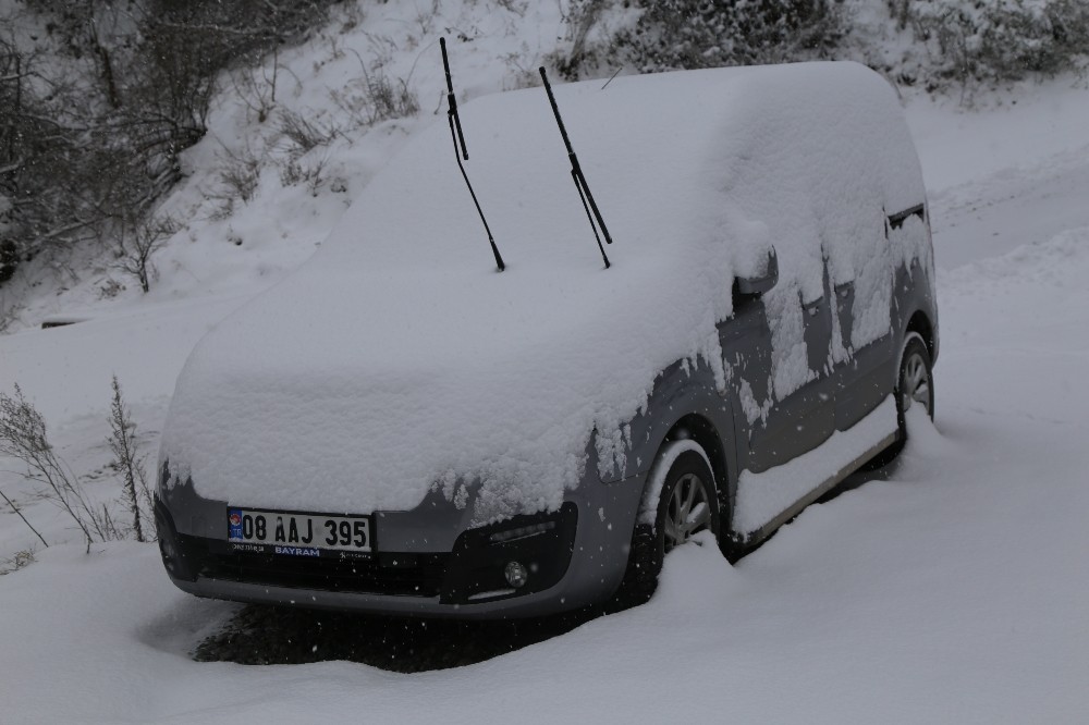 Artvin’de kar esareti 