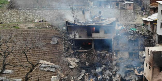 Felaketin boyutu gün ağarınca ortaya çıktı