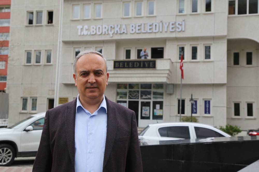 Artvin’in Borçka ilçesindeki karantina uygulaması önceki son hazırlıklar yapılıyor 