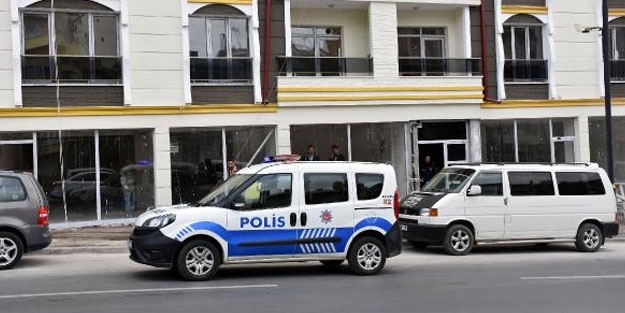 Asansör boşluğuna düşen Afgan işçi ağır yaralandı