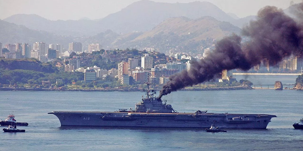 Asbestli geminin girişi engellendi