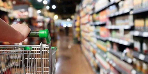 Asgari ücret zammı cebe girmeden büyük vicdansızlık! Marketler bir gecede 700 ürünün fiyatını değiştirdi