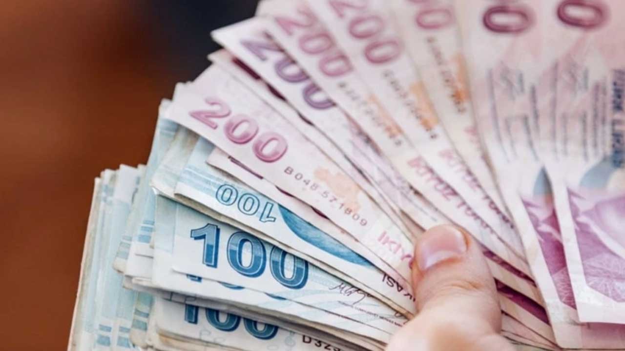 Asgari ücretle ilgili Türkiye'nin merakla beklediği açıklama geldi