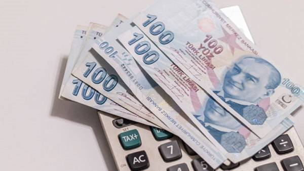 Asgari ücretli ne kadar zam alacak? 2022 asgari ücret ne kadar olacak?
