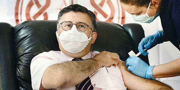 Aşı gönüllüsü Prof. isyan etti