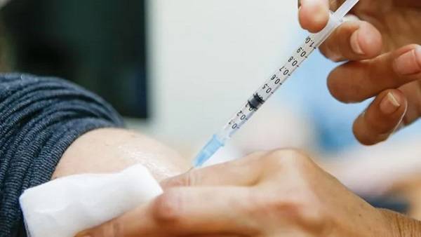 Aşı randevusu nereden alınır? Hafta sonu aşı yapılıyor mu?