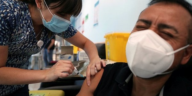 Aşılamanın ardından dünyadan ölüm haberleri gelmeye başladı! Çok sayıda ölü var