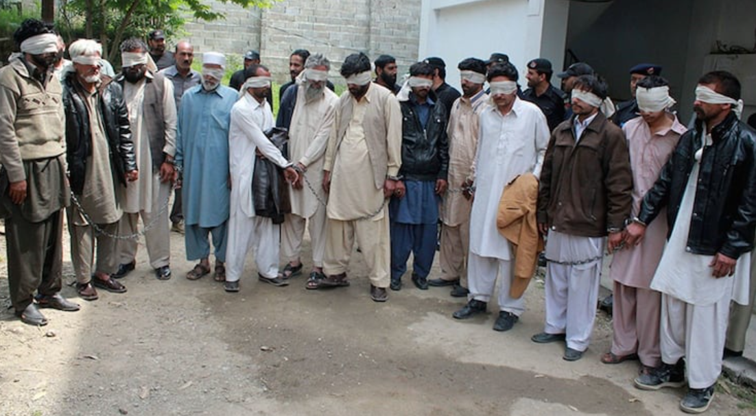 Aşiretler birbirine girdi! 35 ölü… Bölgede eğitime ara verildi